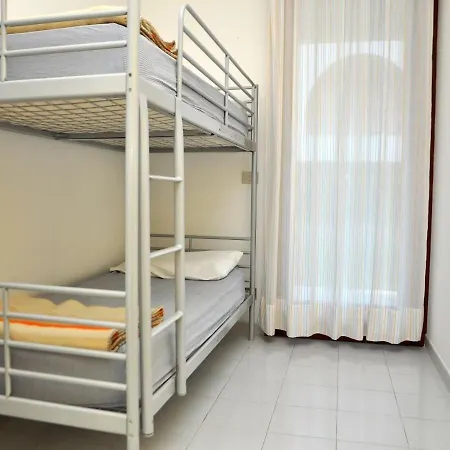 Appartement Three-room Flat With Private Garden - By Beahost Bibione