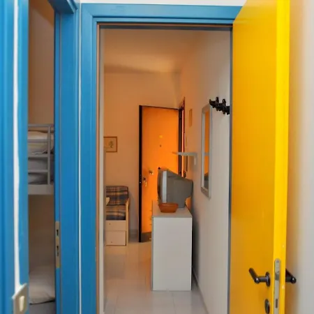 Apartment Three-room Flat With Private Garden - By Beahost